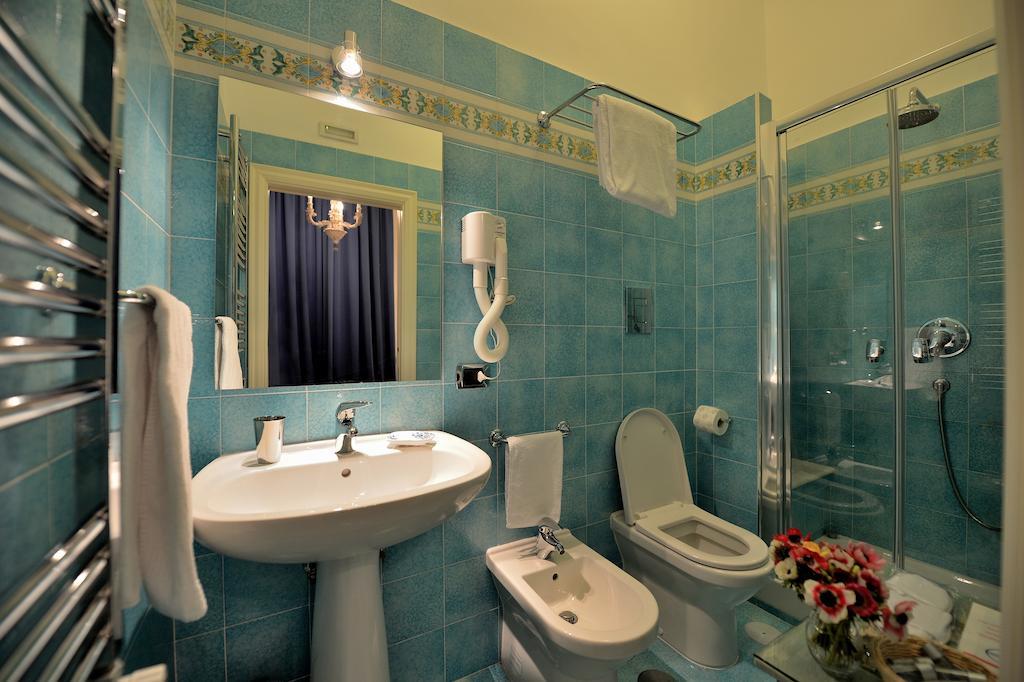 B&B Residenza Via Dei Mille Naples Room photo